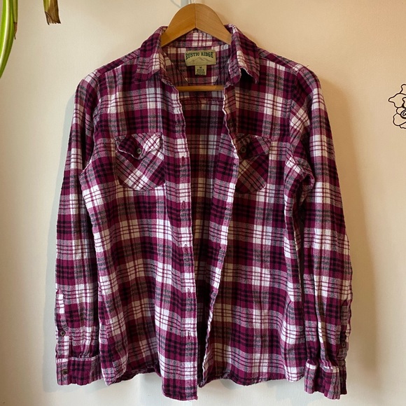 Tops - Rustic Ridge Flannel Magenta Button Up Medium